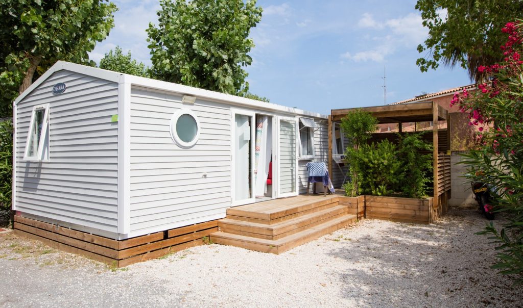 Vue extérieure sur un mobil-home